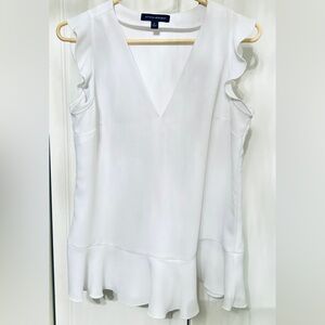 Banana Republic Cream/White Flowy Ruffle Sleeve Peplum Blouse Women’s Small